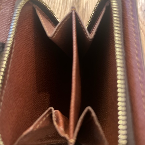 Louis Vuitton Monogram Compact Wallet - Picture 8 of 13